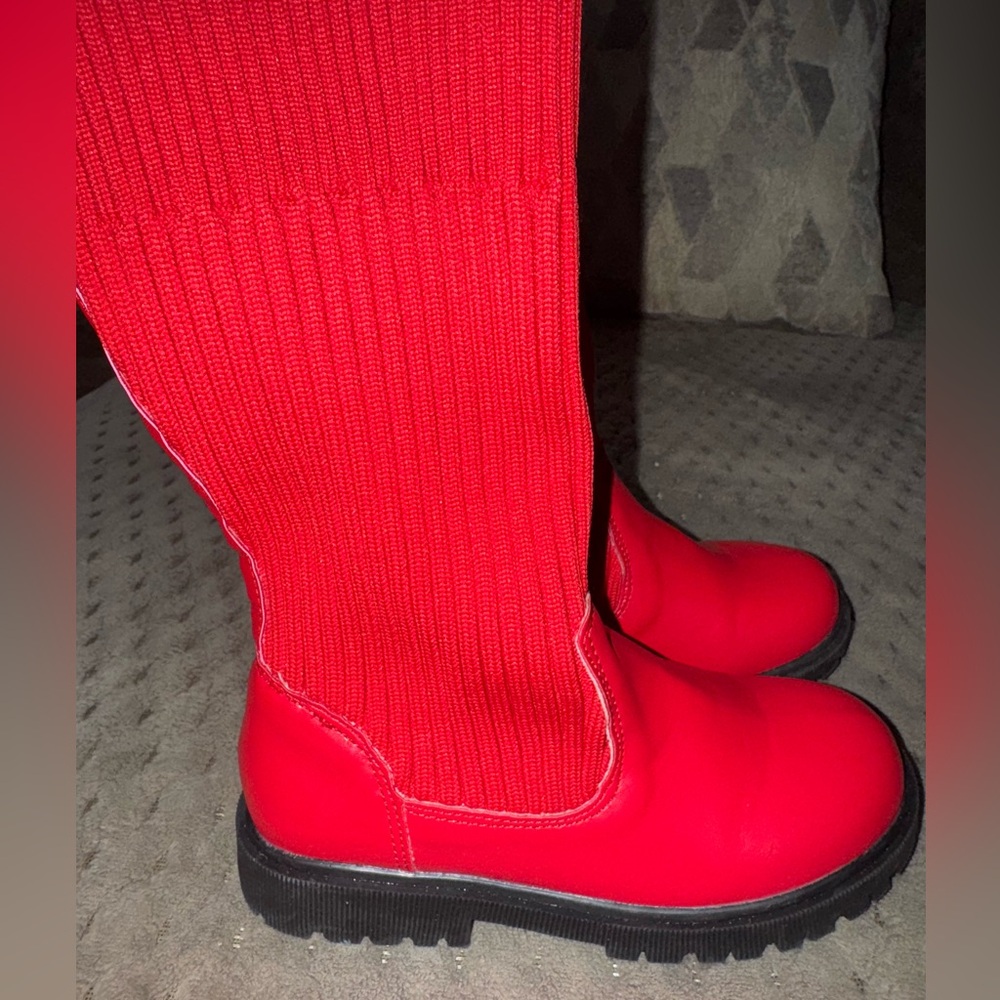 WORN 2X!! FINAL SALE!! Little Girls Size 12 Red Boots